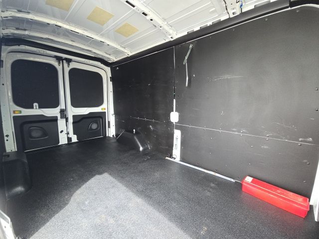 2024 Ford Transit-250 Base:B02248