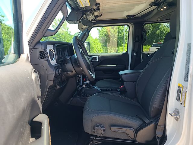 Used 2025 Jeep Wrangler SUV
