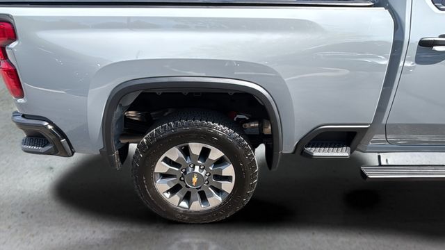 Used 2025 Gray Chevrolet Custom image 34