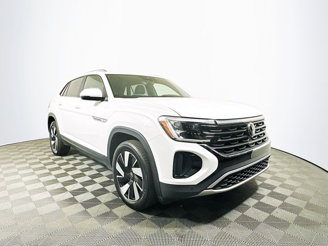 2024 Volkswagen Atlas Cross Sport 2.0T SE w/Technology photo