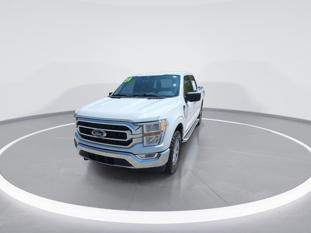 Used 2023 White Ford XLT image 3
