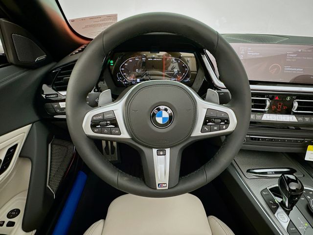 2025 BMW Z4 sDrive M40i 11