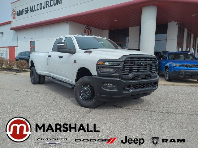 2026 RAM 3500 Tradesman Crew Cab LB DRW 4WD