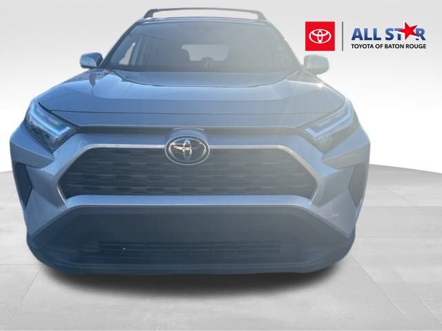 2025 Toyota RAV4 XLE FWD