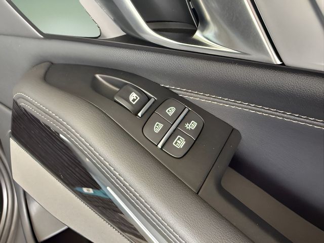 2026 BMW X7 40i - Photo 33
