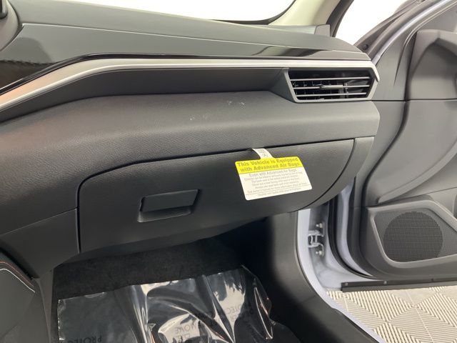 2025 Gray Sky Pearl Nissan Altima 2.5 SR FWD Sedan