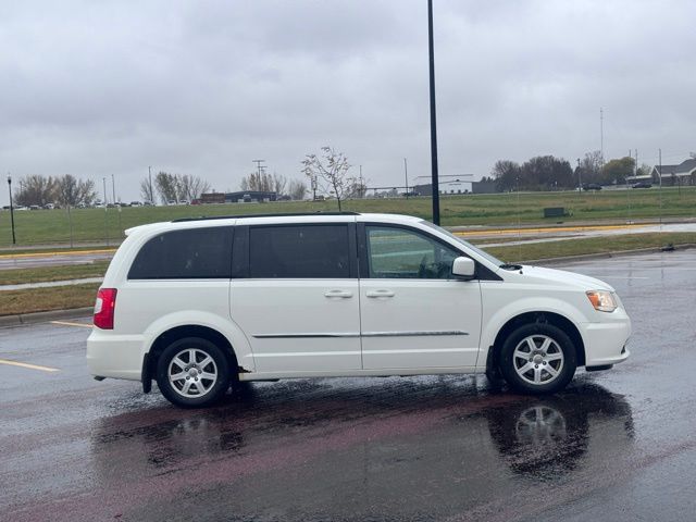 2012 Chrysler Town & Country Touring
