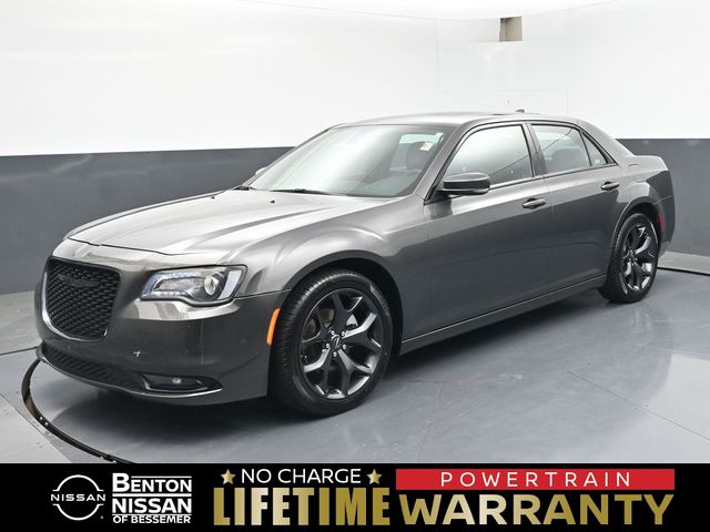 2023 Chrysler 300 S V6 RWD