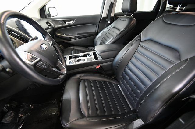 Used 2022 Silver Ford SEL image 7