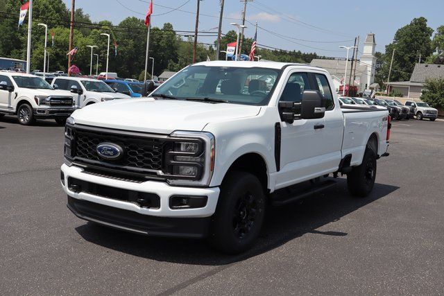 new 2025 Ford F-350SD car, priced at $51,235