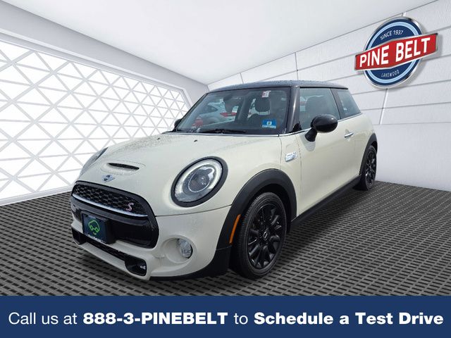 2014 MINI Cooper S Hatchback FWD