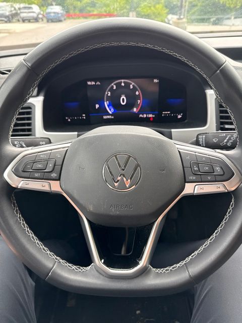2023 Volkswagen Atlas 2.0T SE White at Sutliff Volkswagen