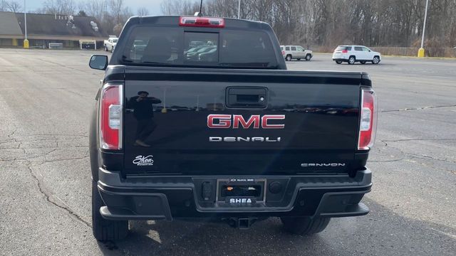 2022 GMC Canyon Denali 7