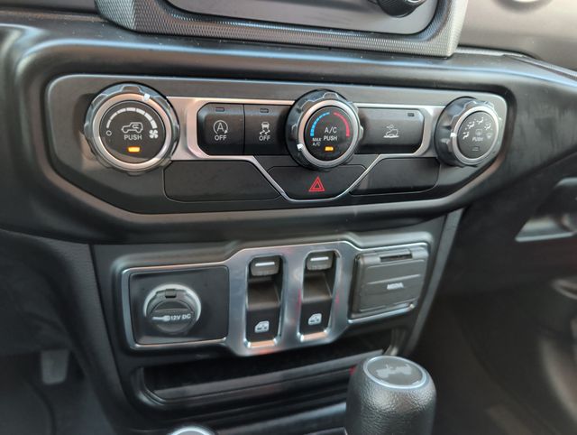 Used 2021 Jeep Wrangler SUV