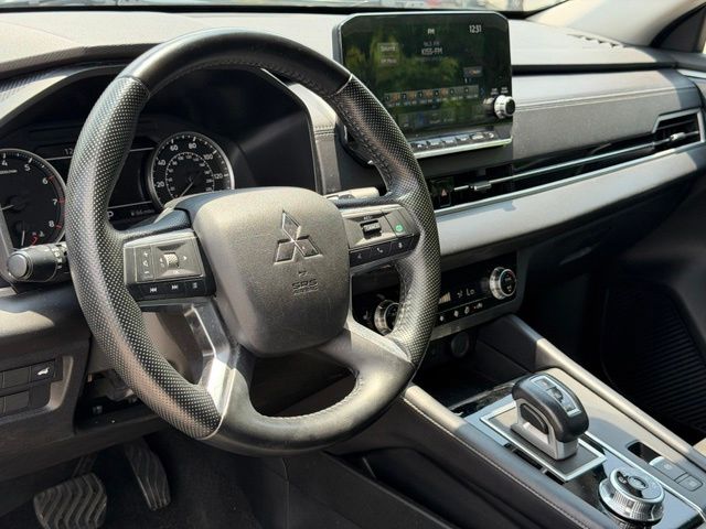 Used 2024 Mitsubishi Outlander SUV
