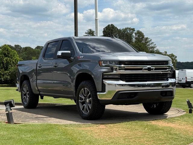2020 Chevrolet Silverado 1500 LT 4X4 Crew Cab Short Box's photo