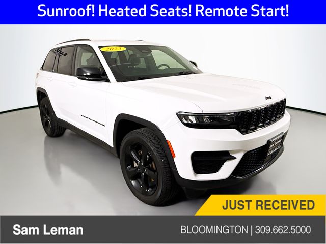 Bright White Clearcoat 2023 Jeep Grand Cherokee SUV / Crossover Four-Wheel Drive 8-Speed Automatic