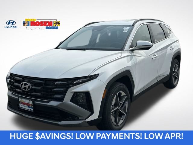 White Pearl 2025 Hyundai Tucson SEL Convenience AWD SUV / Crossover All-Wheel Drive 8-Speed Automatic