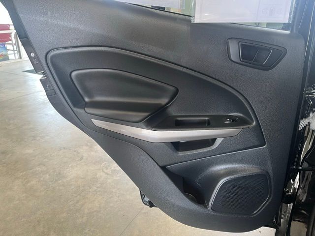 2020 Ford EcoSport SES photo