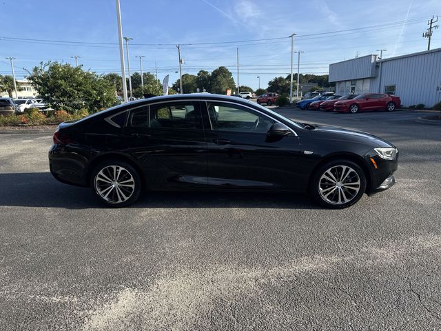 Used 2018 Black Buick Essence image 4