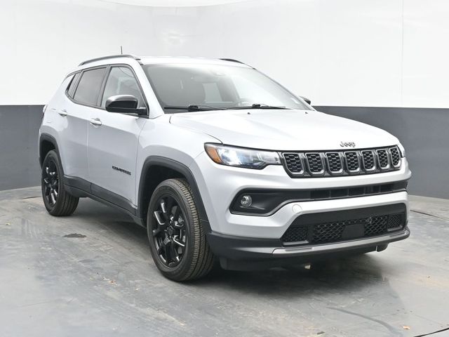 Used 2025 Silver Jeep Latitude image 2