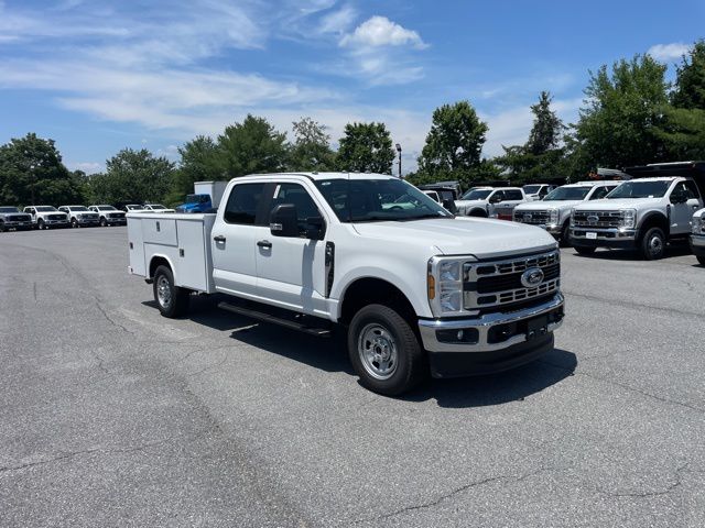 2025 Ford F-350 Super Duty XL