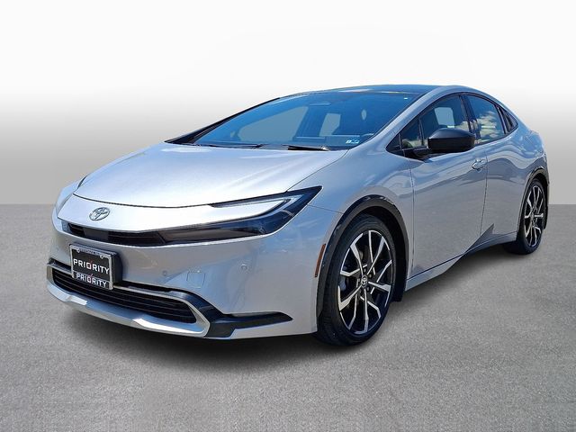 2024 Toyota Prius Prime XSE's photo