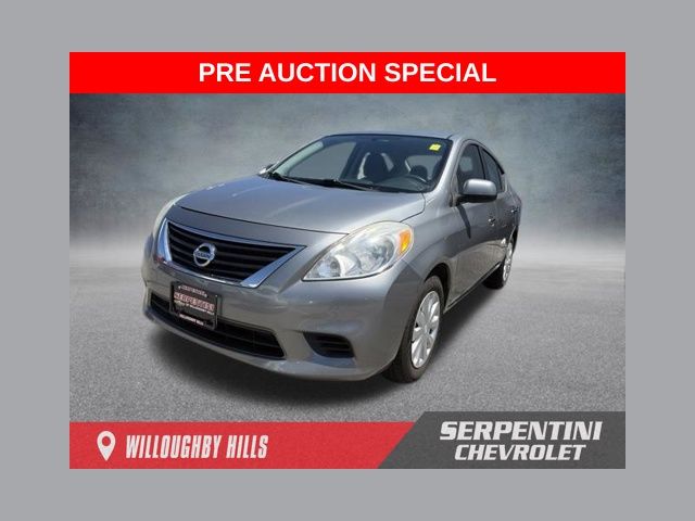 Magnetic Gray Metallic 2014 Nissan Versa Sedan Front-Wheel Drive Continuously Variable Transmission