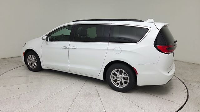 2022 Chrysler Pacifica Touring L - 2
