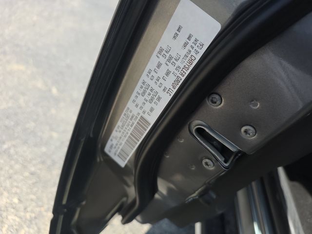 Used 2012 Mineral Gray Clearcoat Metallic Ram Express image 33