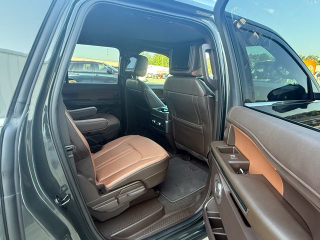 2023 Ford Expedition Max King Ranch:B02536
