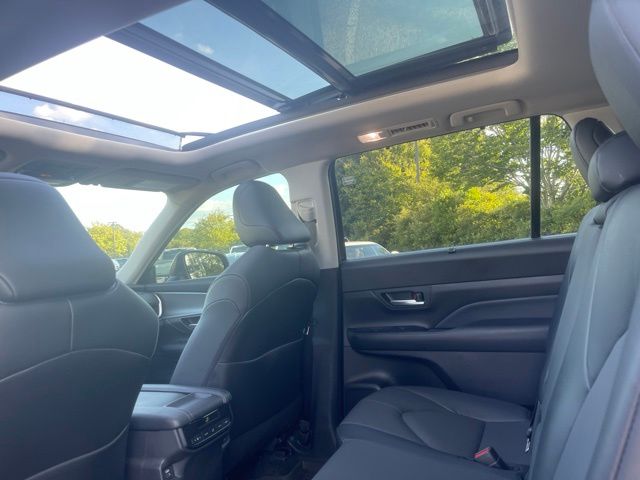 Used 2024 Toyota Grand Highlander SUV
