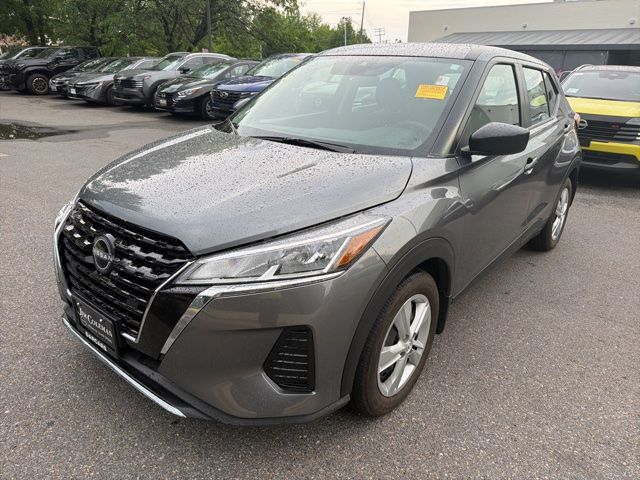 2023 Nissan Kicks S