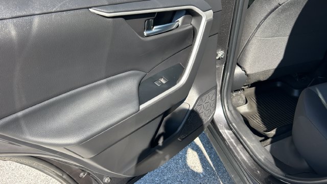 Used 2022 Toyota RAV4 SUV