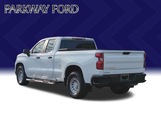 Used 2024 White Chevrolet WT image 3
