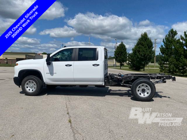 2025 Chevrolet Silverado 3500HD Work Truck 2