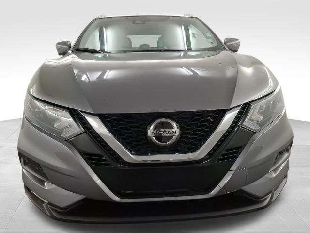 2022 Nissan Rogue Sport SV — photo 2
