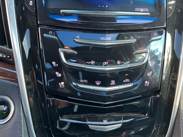 2018 Cadillac Escalade ESV Premium 38