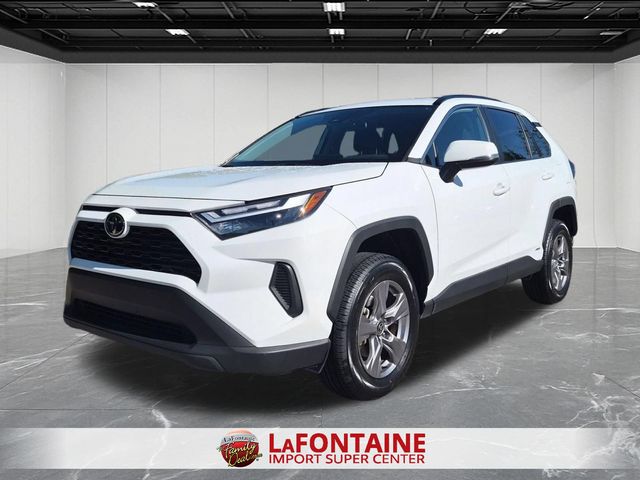2025 Toyota RAV4 Hybrid XLE