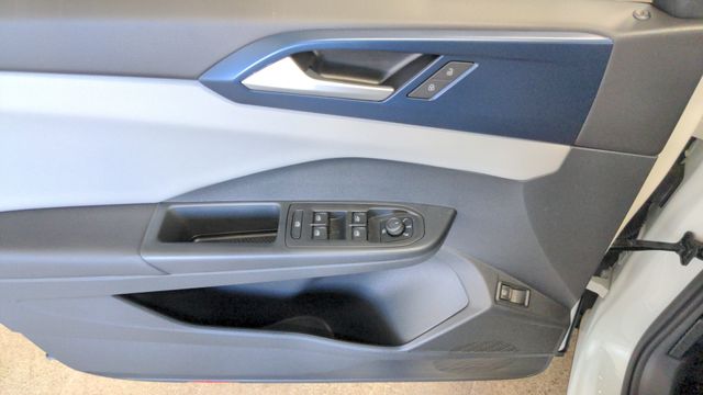 2023 Volkswagen Taos