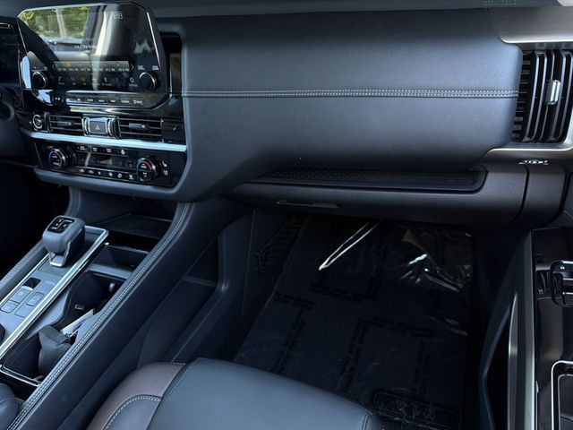 Used 2024 White Nissan Platinum image 38