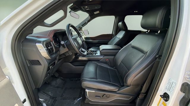 Used 2023 White Ford Lariat image 20