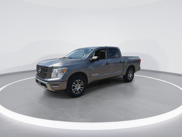 Used 2024 Gray Nissan SV image 4
