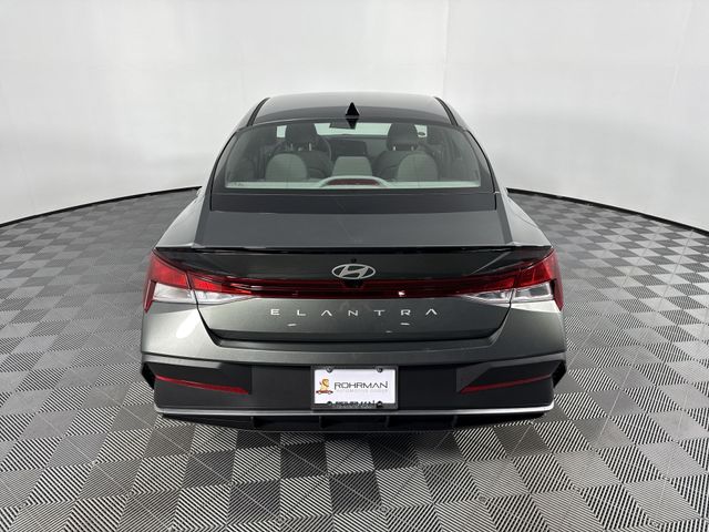 New 2025 Hyundai Elantra For Sale in Indianapolis, IN