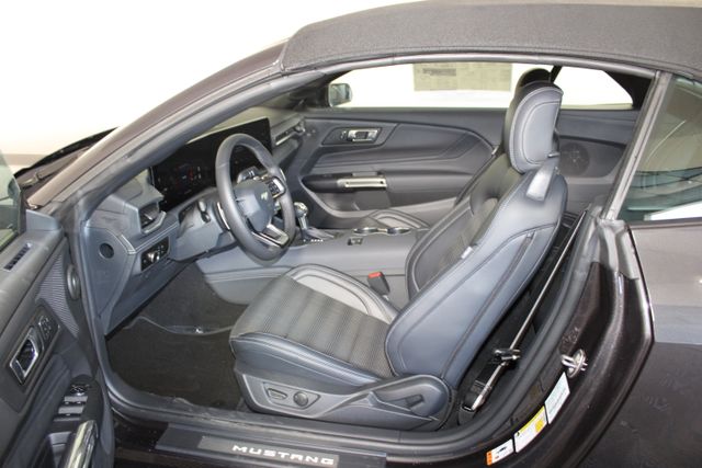 2024 Ford Mustang GT Premium photo
