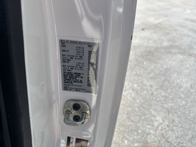 Used 2020 White Nissan S image 34