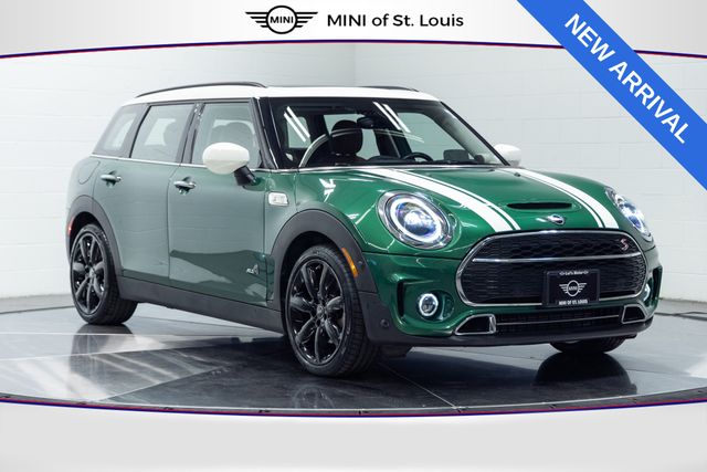 British Racing Green 2022 MINI Cooper Clubman Wagon All-Wheel Drive 8-Speed Automatic