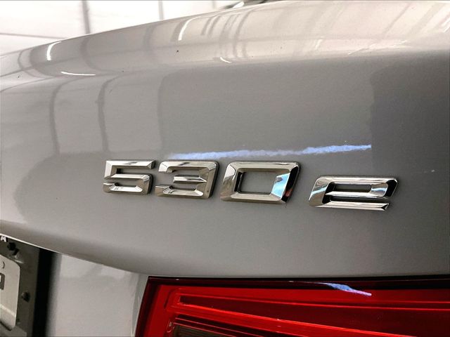 2019 BMW 5 Series 530e xDrive iPerformance Silver at Sutliff Volkswagen
