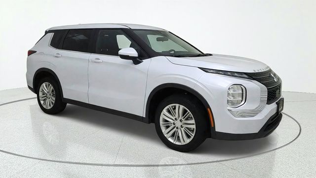 2023 Mitsubishi Outlander ES  at DeMontrond Automotive Group