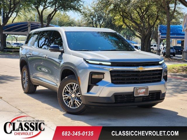 2024 Chevrolet Traverse LS FWD